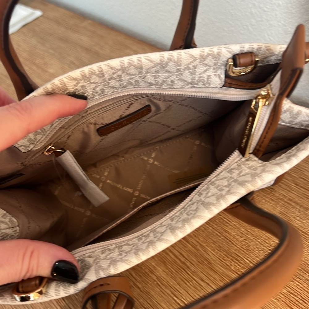 nwt MICHEAL KORS Mirella Small Logo Tote Bag Shopper VANILLA/ BROWN - Picture 5 of 8